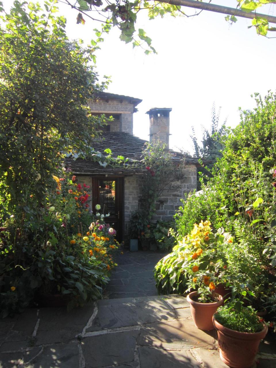 Guesthouse Gouris Tsepelovo Exterior photo